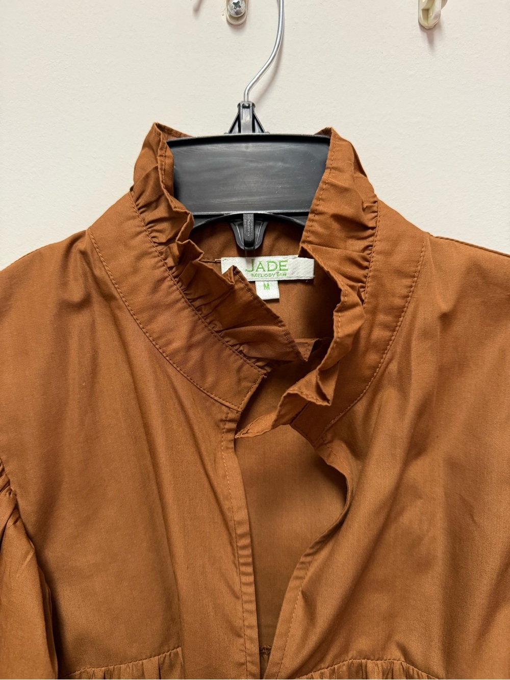 Jade Puff Sleeve Ruffled Collar Blouse - Brown - Picture 2 of 3